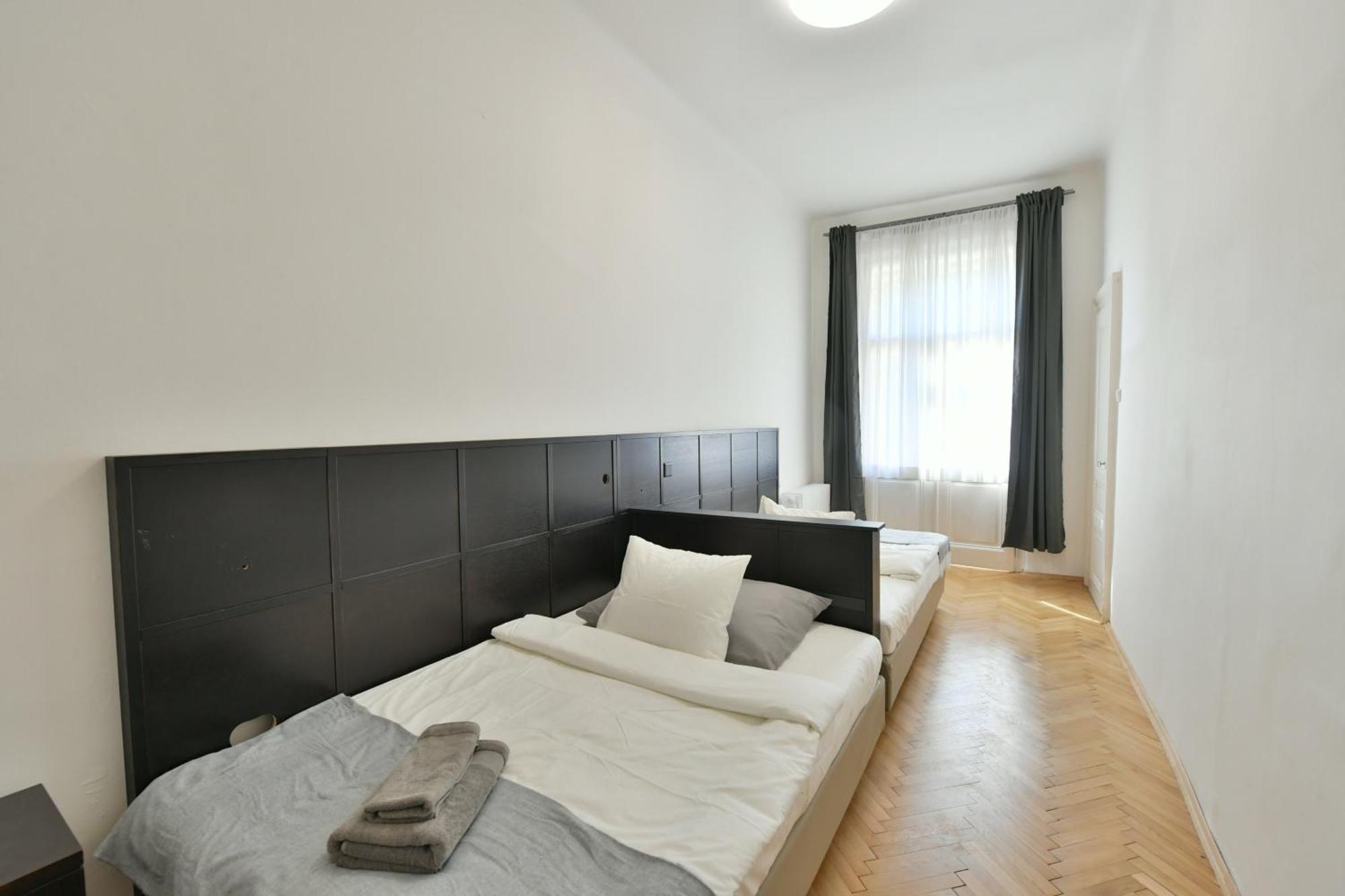 Wsp Petrin Garden Apartments Praha Exteriér fotografie