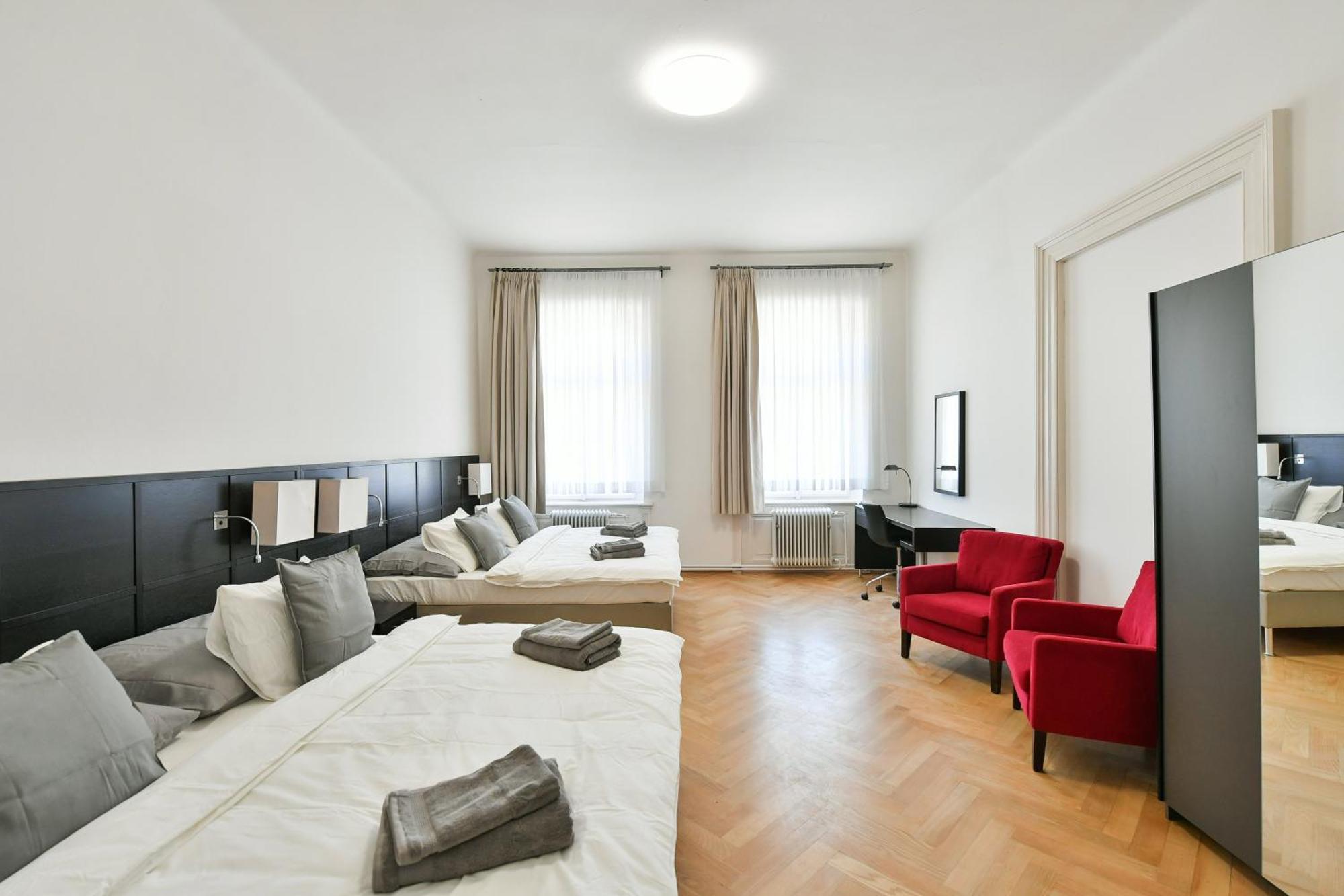 Wsp Petrin Garden Apartments Praha Exteriér fotografie
